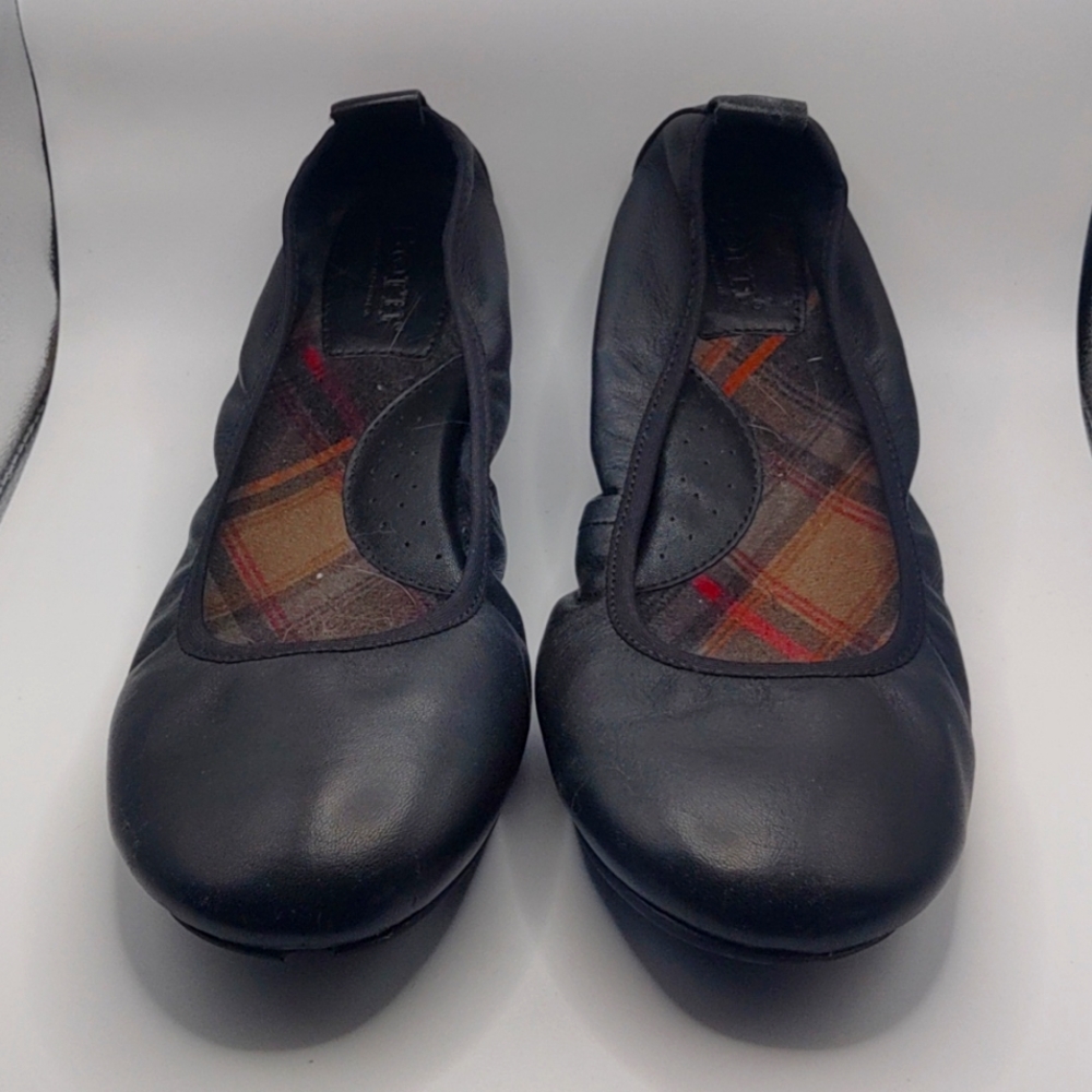 Black Born Ballet Flats